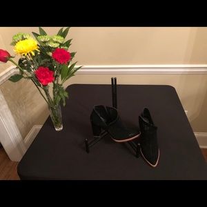 Vince Camuto Black Heels